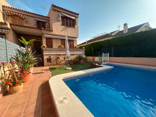 Lloguer Casa adossada a Almoradí. Disponible desde ya para larga temporadavive el encanto mediterr