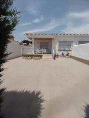 Location Maison à Campoamor. Disponible desde 1 de septiembre para todo el año.ubicado en la