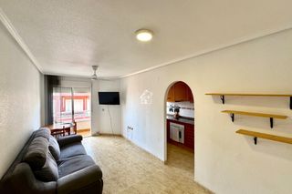 Lloguer Pis a Montesinos (Los). Disponible desde julio para larga estancia.se alquila piso en te
