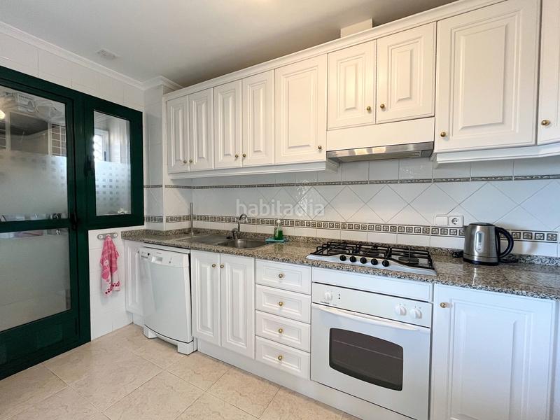 Foto 140ef7b6-a189-4075-a6b9-d6e2c53f386b. Alquiler piso disponibilidad desde septiembre para todo el año. este espectacular apartamento ofrece un estilo de vida excepcional durante todo en Orihuela