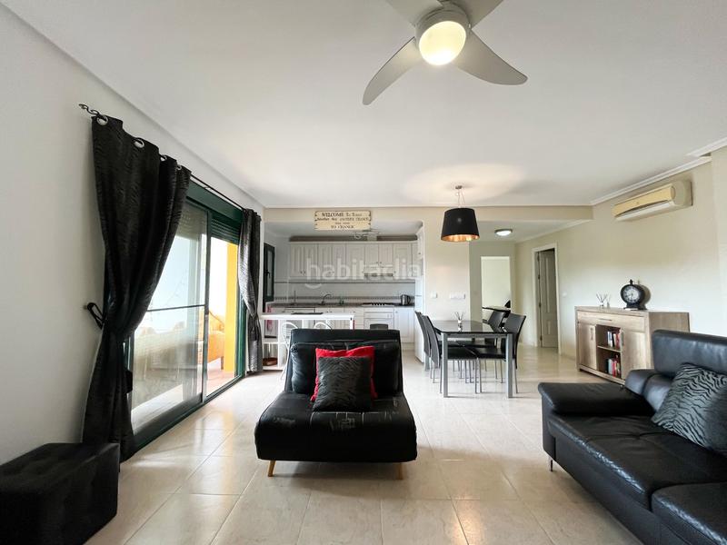 Foto 55e6aee7-9ff0-425e-9428-476d9d631cf3. Alquiler piso disponibilidad desde septiembre para todo el año. este espectacular apartamento ofrece un estilo de vida excepcional durante todo en Orihuela