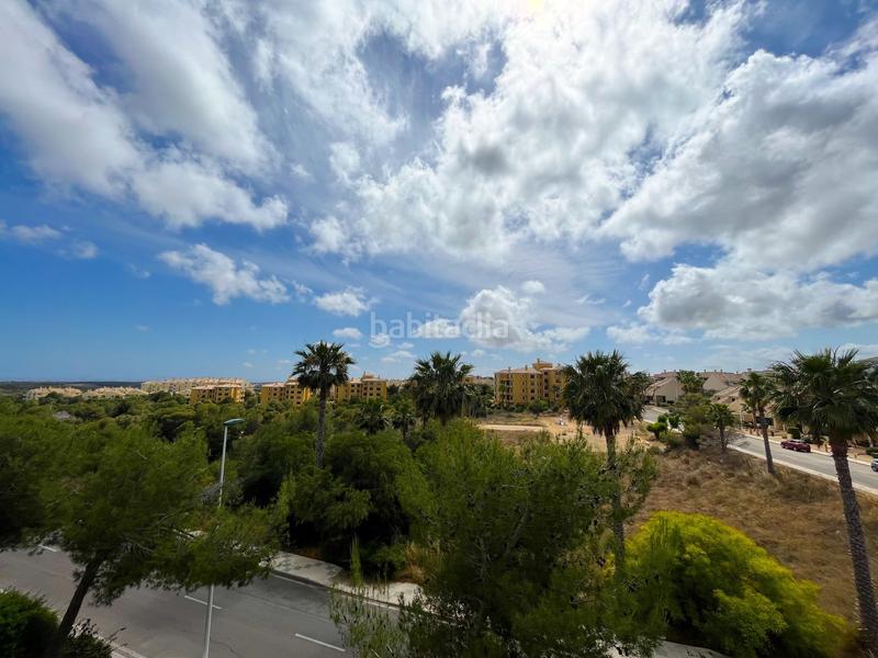 Foto e241802e-3dae-4357-8ccb-afe8b0bf935a. Alquiler piso disponibilidad desde septiembre para todo el año. este espectacular apartamento ofrece un estilo de vida excepcional durante todo en Orihuela
