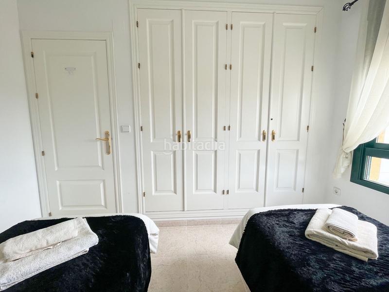 Foto fa9e5d0d-683b-4255-92d8-fe20010b302c. Alquiler piso disponibilidad desde septiembre para todo el año. este espectacular apartamento ofrece un estilo de vida excepcional durante todo en Orihuela