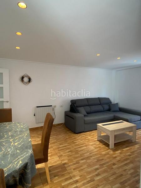 Foto 5883e33b-25c4-4696-8837-27bc34e52875. Alquiler piso disponible desde ya para todo el añoeste acogedor piso de tres habitaciones se encuentra en una de las zonas más tranquilas y atra en Santa Pola