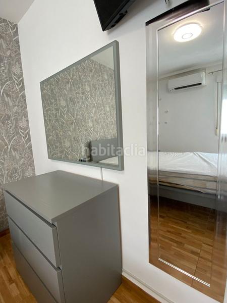 Foto c9c0d0da-219e-42d0-a15c-89bf372cc376. Alquiler piso disponible desde ya para todo el añoeste acogedor piso de tres habitaciones se encuentra en una de las zonas más tranquilas y atra en Santa Pola