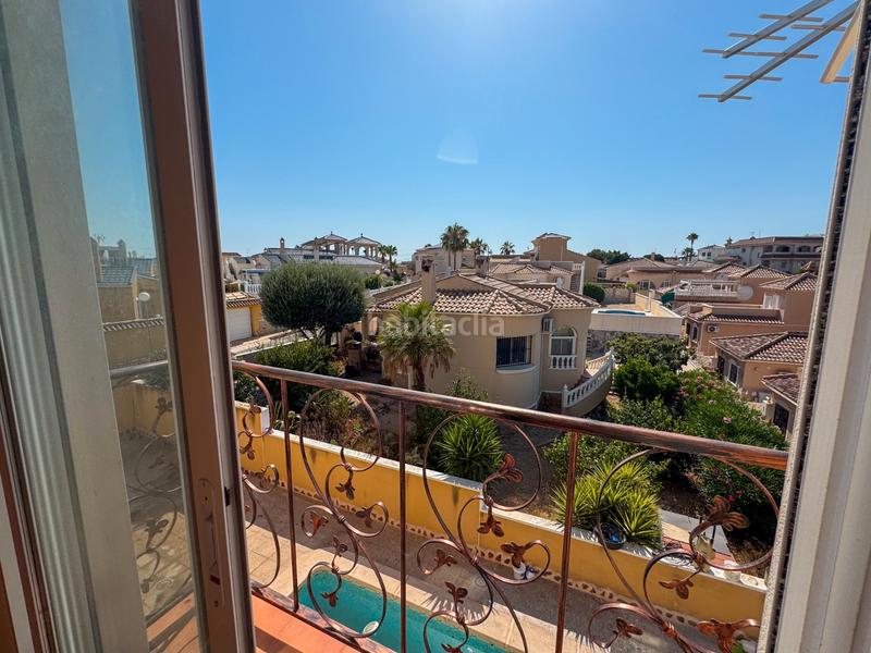 Foto 2bbb3dd9-a958-47a2-b226-6194766486a1. Casa oportunidad en las filipinas vivienda semi adosada con piscina privadaubicada en la tranquila y bien comunicada urbanización las en San Miguel de Salinas