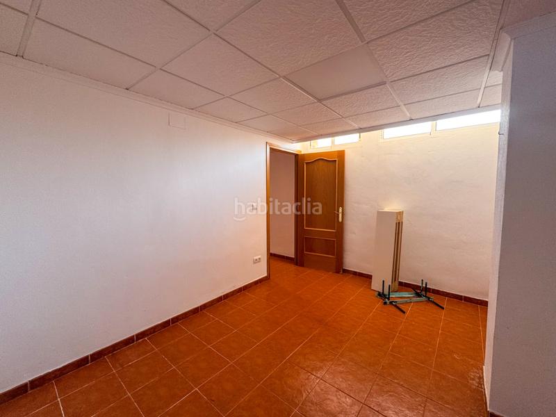 Foto 5f0e1d1f-29d8-41f0-98c0-77caee247d93. Casa oportunidad en las filipinas vivienda semi adosada con piscina privadaubicada en la tranquila y bien comunicada urbanización las en San Miguel de Salinas