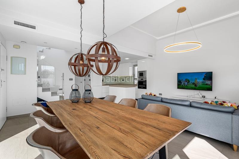 Foto be9109d8-c132-40b2-97cf-9e154dc60bfb. Xalet amb aparcament piscina a El Raso Guardamar del Segura