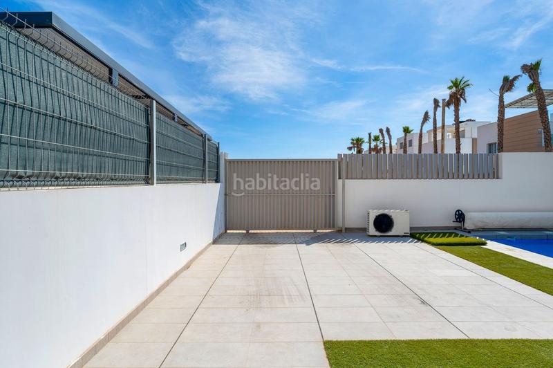 Foto c1c489a8-79b0-4eca-a9b6-146e18821f5b. Xalet amb aparcament piscina a El Raso Guardamar del Segura