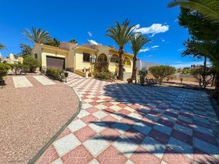 Lloguer Casa a Rojales. Disponible desde ya para larga estancia.este encantador chalet e