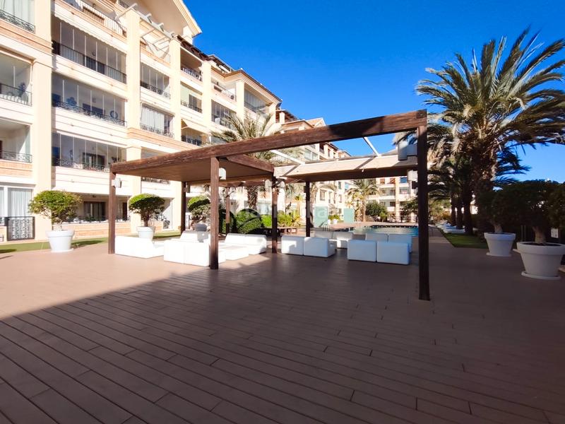 Foto efd31166-c801-416c-b7e3-fcb42cdf5691. Location appartement avec parking piscine dans Los Secanos Guardamar del Segura
