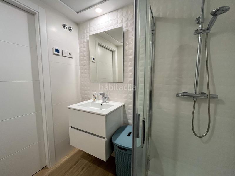Foto 4a0e9549-ff2b-4692-b241-7eee9cdf6ffd. Piso oportunidad única. el espectacular apartamento se encuentra en uno de los residenciales más cotizados de la costa mediterránea, en en Torrevieja