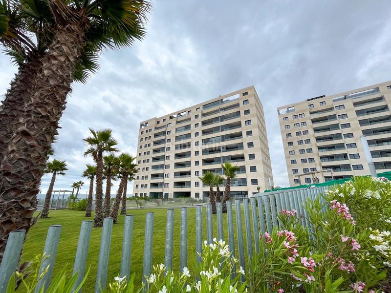Foto 8d0998c1-8821-49d7-8531-91d7000399c9. Piso oportunidad única. el espectacular apartamento se encuentra en uno de los residenciales más cotizados de la costa mediterránea, en en Torrevieja