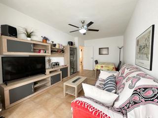 Location Appartement à Gaspar Perelló. Disponible desde septiembre hasta junio.se trata de una acogedor