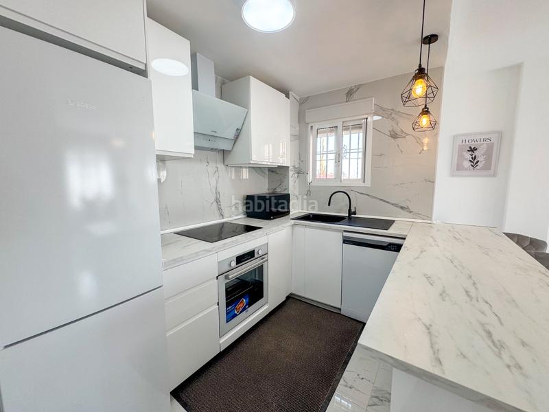 Foto 78051f81-96e0-444b-9ecb-fc1033d7c2c0. Alquiler casa disponible desde 1 julionbsppara todo el año.te presentamos esta magnífica vivienda completamente reformada y distribuida en dos p en Orihuela