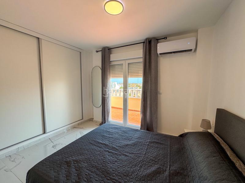 Foto b6a52cc9-e39a-41ba-acde-22da5b490a47. Alquiler casa disponible desde 1 julionbsppara todo el año.te presentamos esta magnífica vivienda completamente reformada y distribuida en dos p en Orihuela