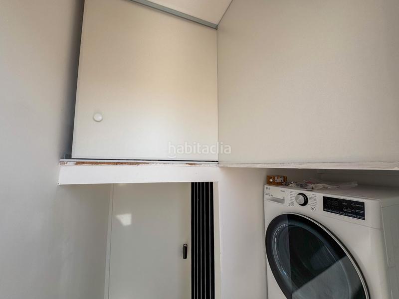 Foto c2306704-0e49-4f42-8761-3b3864c2d8d3. Alquiler casa disponible desde 1 julionbsppara todo el año.te presentamos esta magnífica vivienda completamente reformada y distribuida en dos p en Orihuela