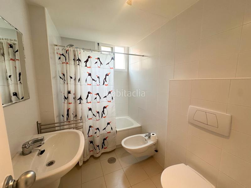 Foto 40b272ea-1169-4d1a-9ccc-8545c8aa6855. Lloguer apartament amb aparcament piscina a Puerto Deportivo Guardamar del Segura