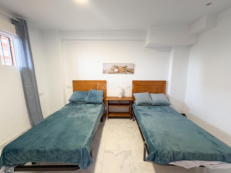 Foto f5adac98-9f97-4c00-a8ca-076dcf641161. Alquiler piso disponible desde ya para todo el añose alquila magnífico apartamento totalmente reformado y listo para entrar a vivir, situado en en Torrevieja