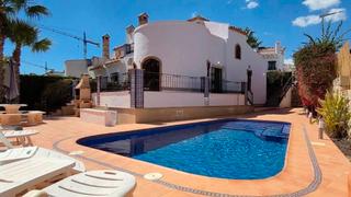 Miete Haus in Algorfa. Alquiler disponible desde ya para larga estanciaeste espectacula