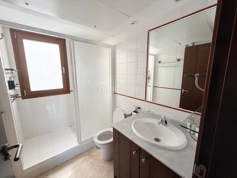 Foto 3206de10-5212-4a2d-80c1-db6fe65f167b. Rent flat with parking pool in Punta Prima Torrevieja