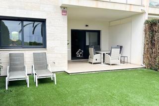 Location Maison à El Pinar de Campoverde. Disponible desde ya para todo el año. esta propiedad ofrece la c