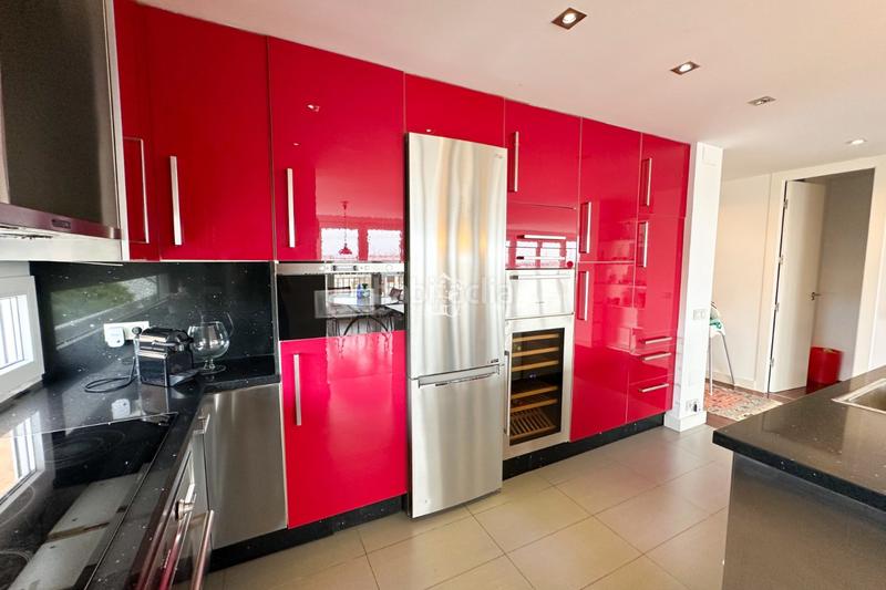 Foto 62a429c6-9cf1-491a-9b53-a3d865bc6e3e. Lloguer pis amb aparcament piscina a Puerto Deportivo Torrevieja