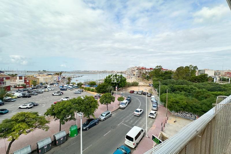 Foto 49e5f48c-0d5f-4cbd-bed8-5f165c3754f3. Location appartement avec parking piscine dans Puerto Deportivo Torrevieja