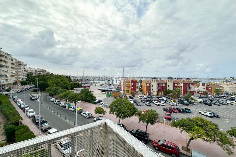 Foto 914191c1-d248-4d28-af97-0d3c2d00783b. Location appartement avec parking piscine dans Puerto Deportivo Torrevieja