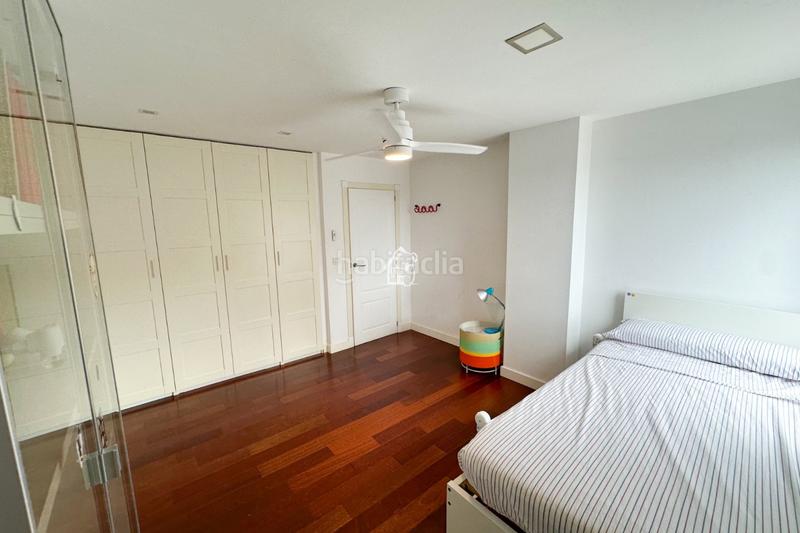 Foto c027b015-18c5-454a-a09f-55a04b349d0c. Location appartement avec parking piscine dans Puerto Deportivo Torrevieja