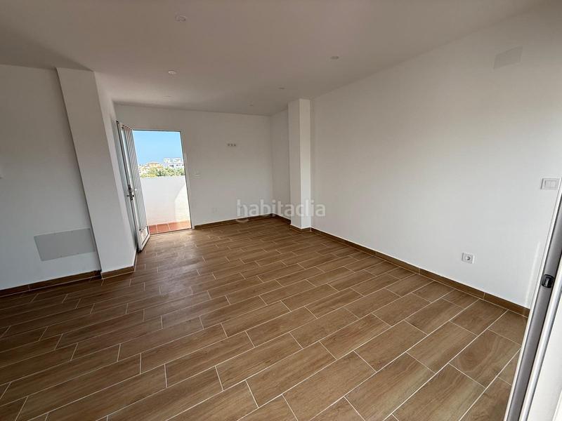 Foto 82ac5635-b7a8-4020-b15c-6c68ca3f6731. Rent penthouse with parking pool in Zeniamar - Horizonte - La Campana Orihuela