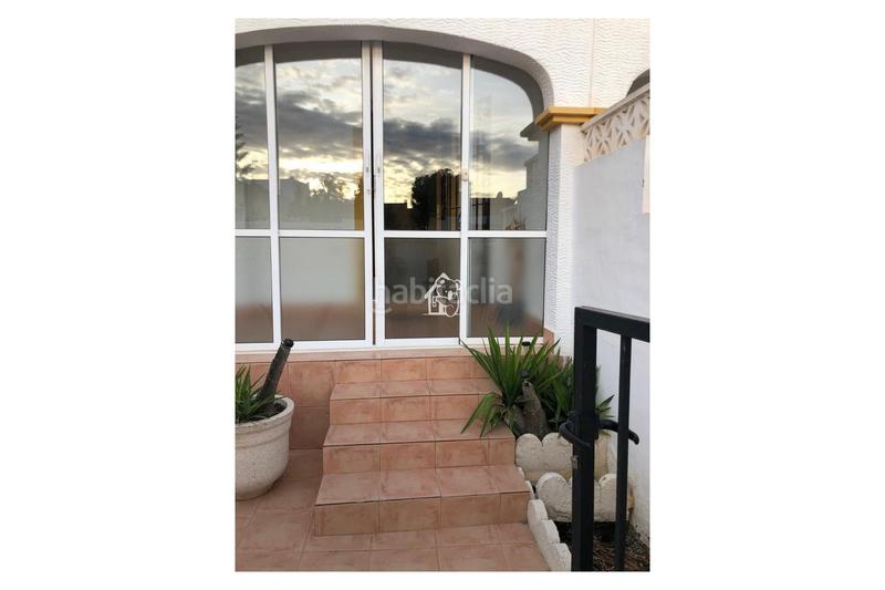 Foto 5cd698f4-4bdf-4541-b660-d43dded290c0. Affitto casa a schiera con parcheggio in La Florida Orihuela