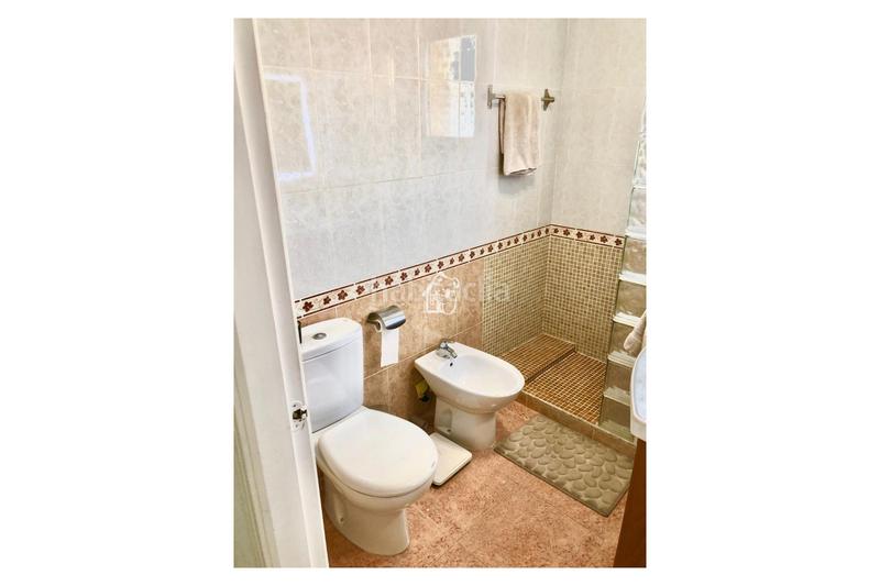 Foto 5b81f281-ab64-43e1-addc-d88d833e3559. Rent semi detached house with parking in La Florida Orihuela