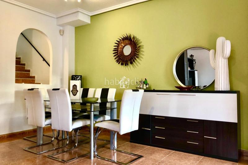 Foto 70d870c7-0968-418c-9f07-9bd992234364. Rent semi detached house with parking in La Florida Orihuela