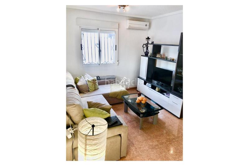 Foto 7997150a-f660-4713-bb20-cd8b5e10c540. Rent semi detached house with parking in La Florida Orihuela