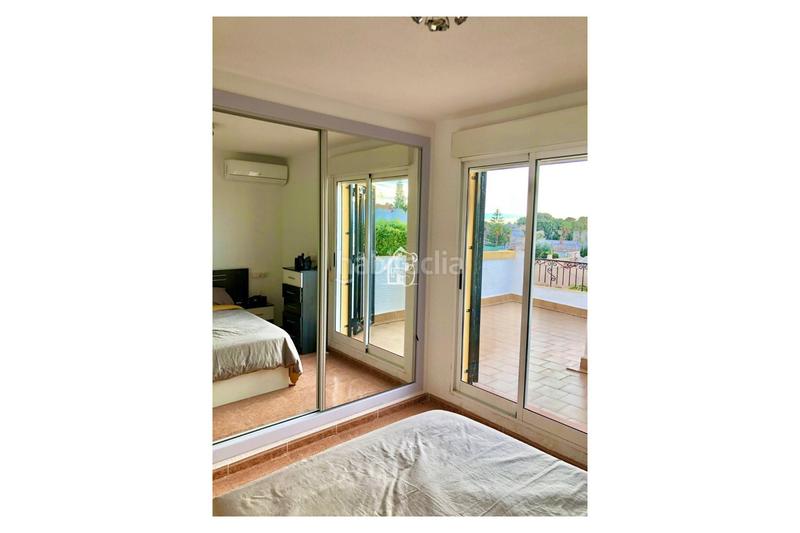 Foto 840ed582-57b3-4787-8ec5-6161d5034898. Rent semi detached house with parking in La Florida Orihuela