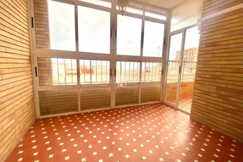 Foto 2a4d4586-6de4-4b29-a856-435f0923e574. Lloguer apartament a Las Piscinas Naturales Torrevieja