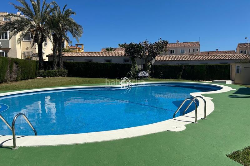 Foto 9151cde9-958c-4e1d-a1e2-457d5ee8eb27. Affitto casa con piscina in Zona los Frutales Torrevieja