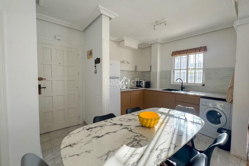 Foto f04a77a9-ecc4-4586-8aa3-9783975bd838. Location maison avec piscine dans Zona los Frutales Torrevieja