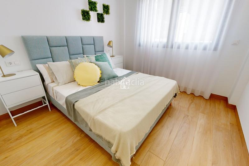 Foto f1e3eb95-8a4d-4e7a-8a7c-30e38d540edc. Planta baixa amb aparcament piscina a Los Balcones-Los Altos Torrevieja