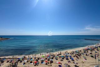 Lloguer Àtic a Zona Playa de los Locos. Disponible desde octubre para todo el añose alquila espectacular