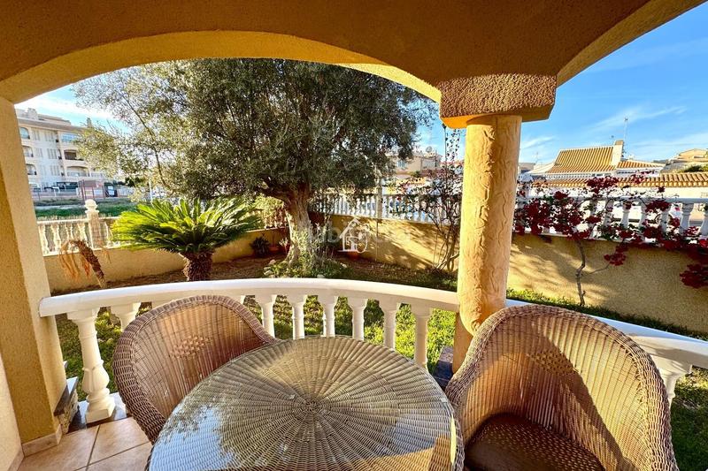 Foto c1655c8b-2e73-4ce9-9e06-efdeaf812112. Affitto casa con piscina in Playa Flamenca Orihuela