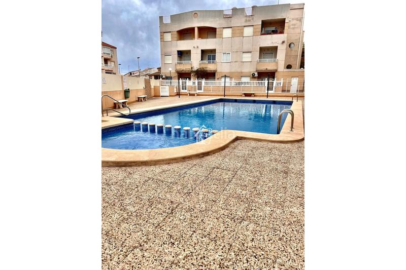 Foto 59489a5a-2f02-4f48-9a97-1ad485540db7. Affitto appartamento con piscina in nueva Torrevieja Torrevieja
