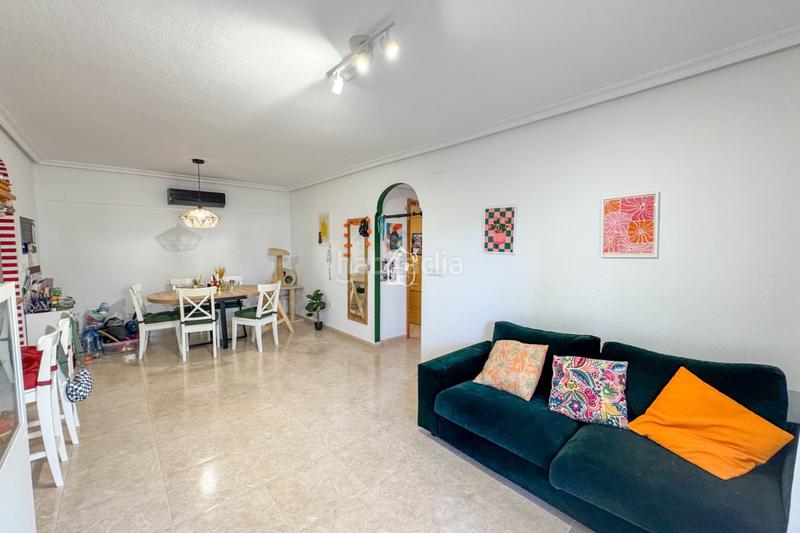 Foto 52dc28bd-11bc-42d4-9683-464f4fea9122. Miete etagenwohnung mit pool in Playa Flamenca Orihuela