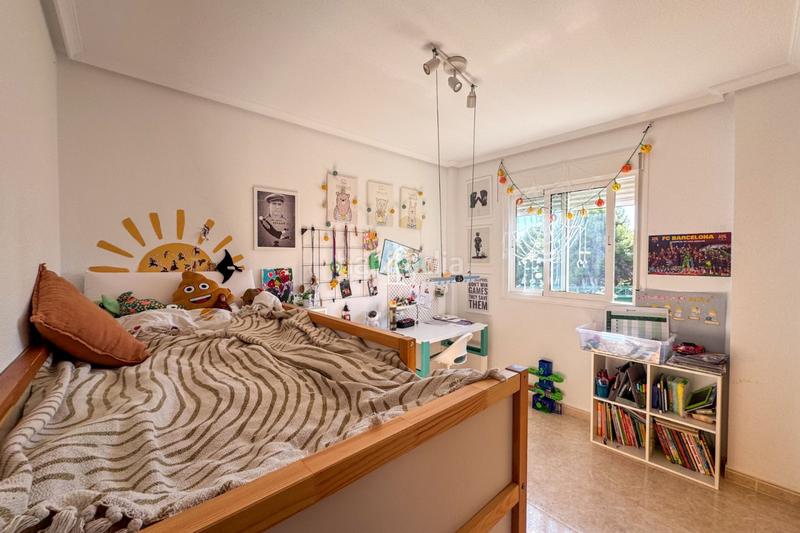 Foto cec545fb-d332-4c97-a1d2-b66792d19533. Miete etagenwohnung mit pool in Playa Flamenca Orihuela