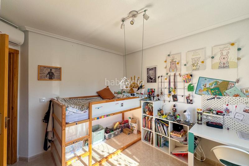 Foto 4c36f194-7af2-47e9-b0ea-0aee4342e5a3. Rent flat with pool in Playa Flamenca Orihuela