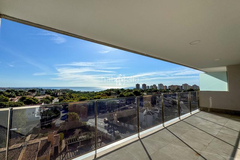 Foto 0180692c-95cf-4c29-8217-df8495bb4c2d. Rent flat with parking pool in Campoamor Orihuela