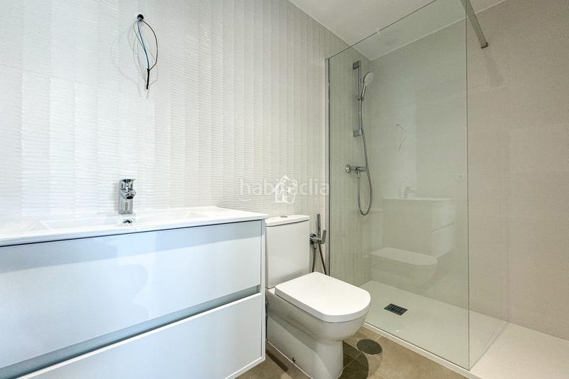 Foto 73dc57fe-82e9-467d-9327-60b31115bc8f. Rent flat with parking pool in Campoamor Orihuela