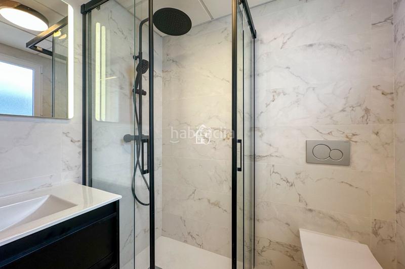 Foto e4edc7b6-238b-439b-82d7-db3a50a9e64c. Lloguer àtic amb aparcament a Zona Playa de los Locos Torrevieja