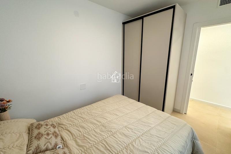 Foto b268f4ff-649a-490b-bb25-43dc28b25ac8. Location attique avec parking dans Zona Playa de los Locos Torrevieja